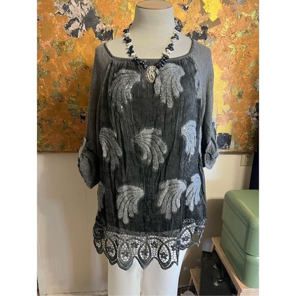 NWT Belle France Boho Gray Beaded Sweater Tunic Made in Italy w/ crocheted Hem M - Picture 1 of 15